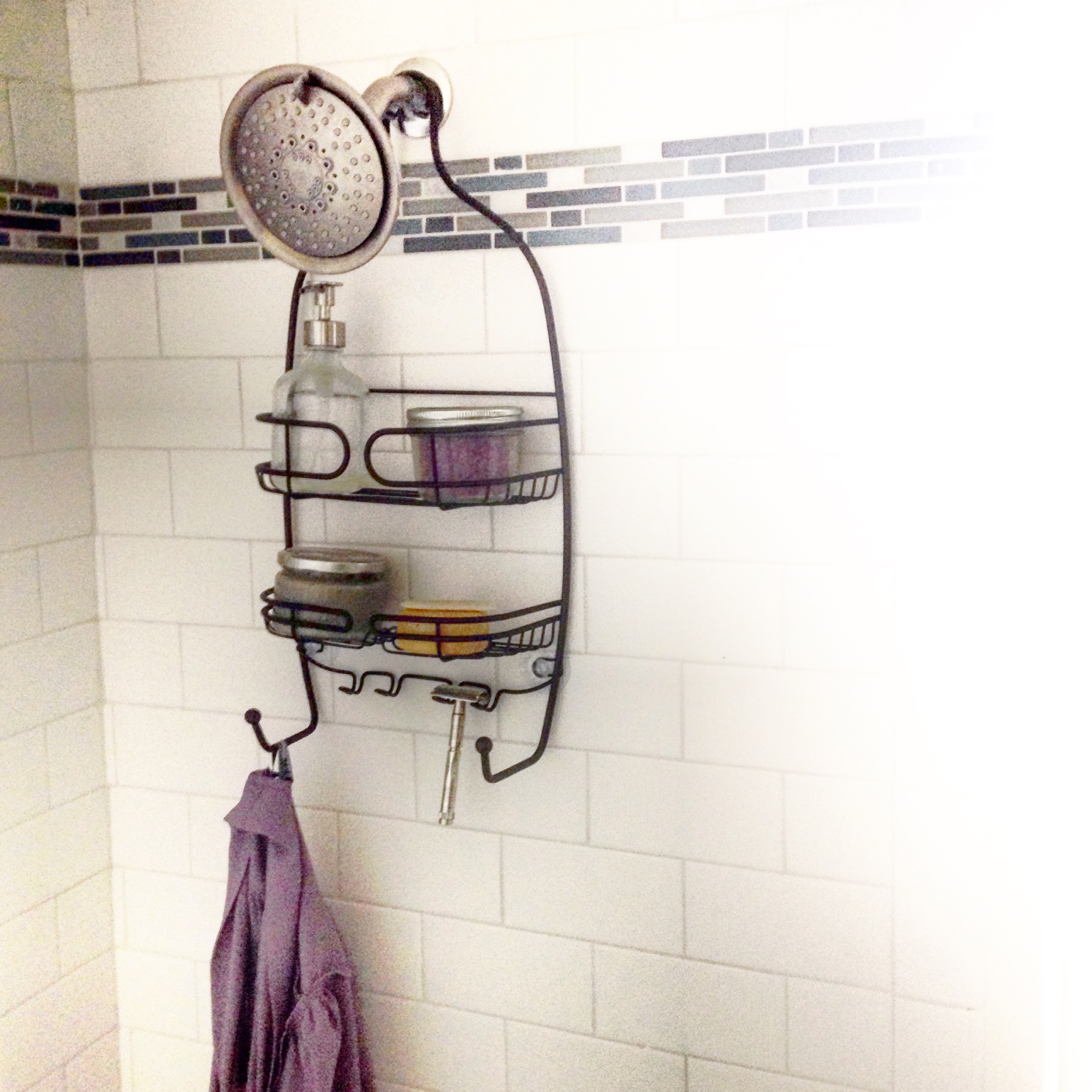 Zero+waste+bathroom.+In+the+shower+with+www.goingzerowaste